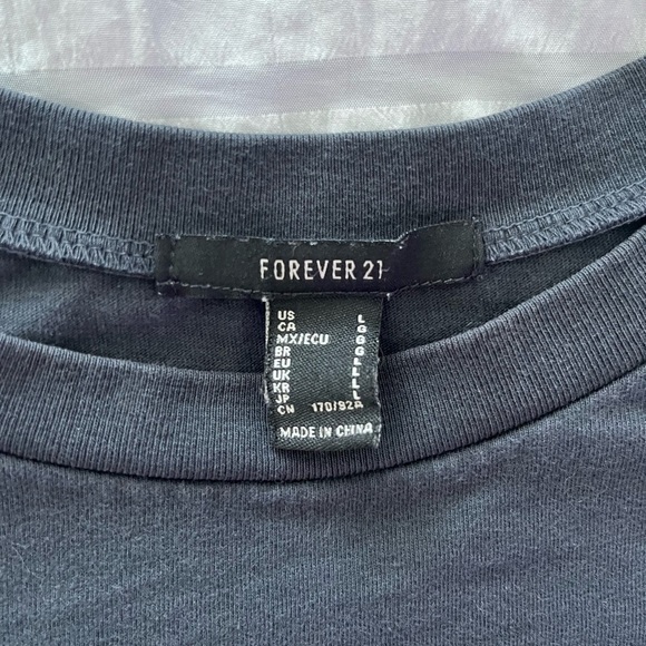 Forever 21 Charcoal Tee - Picture 2 of 2